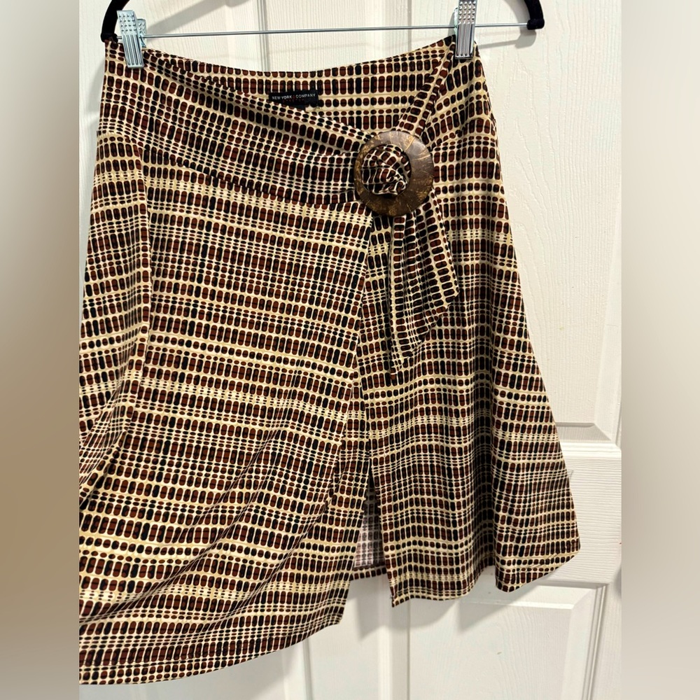 NY&Co. Brown/Tan A Line Below Knee Skirt. Size M. Faux Wrap w/side split at hem. - Picture 2 of 5